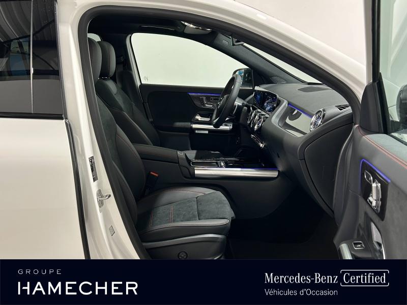 Image MERCEDES-BENZ GLA 200 d 150ch AMG Line 8G-DCT 4Matic