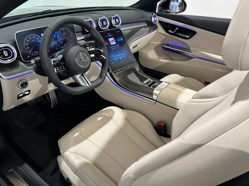 Image MERCEDES-BENZ CLE Cabriolet 220 d 197ch AMG Line 9G-Tronic